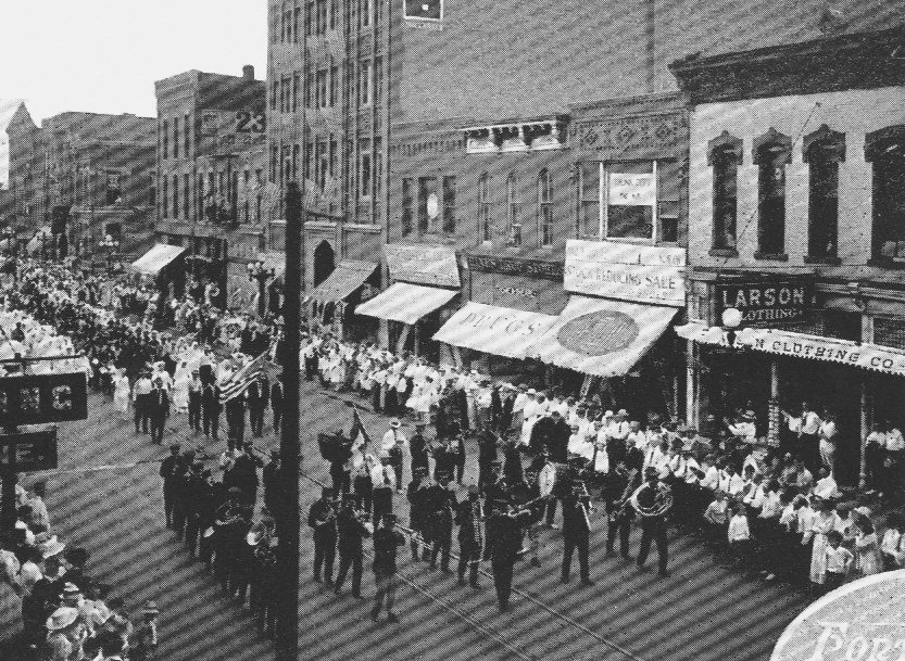 1918 Parade to leave for WW I